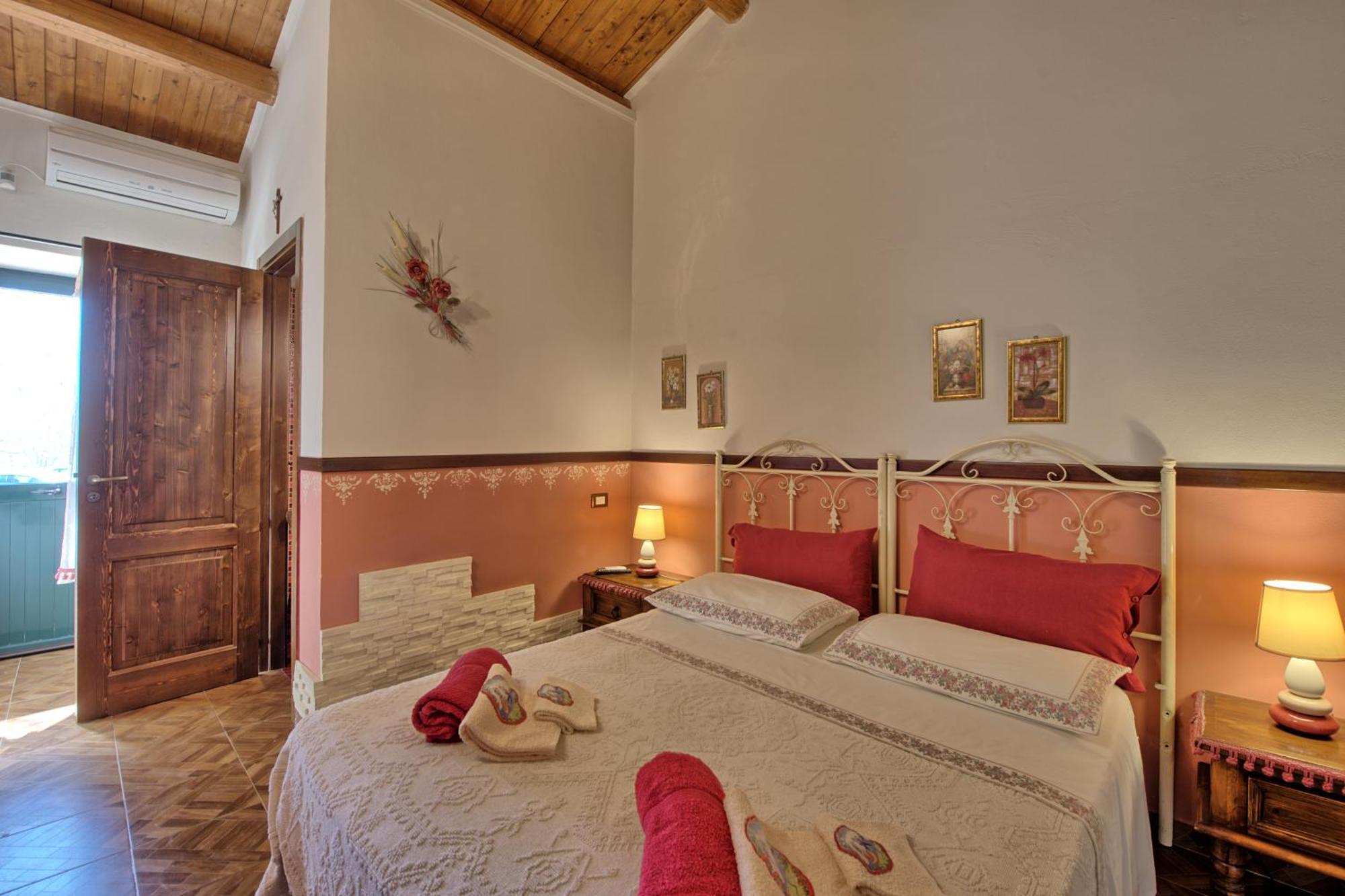 פלאצולו אקריידה Villa Maddalena By Posarellivillas מראה חיצוני תמונה